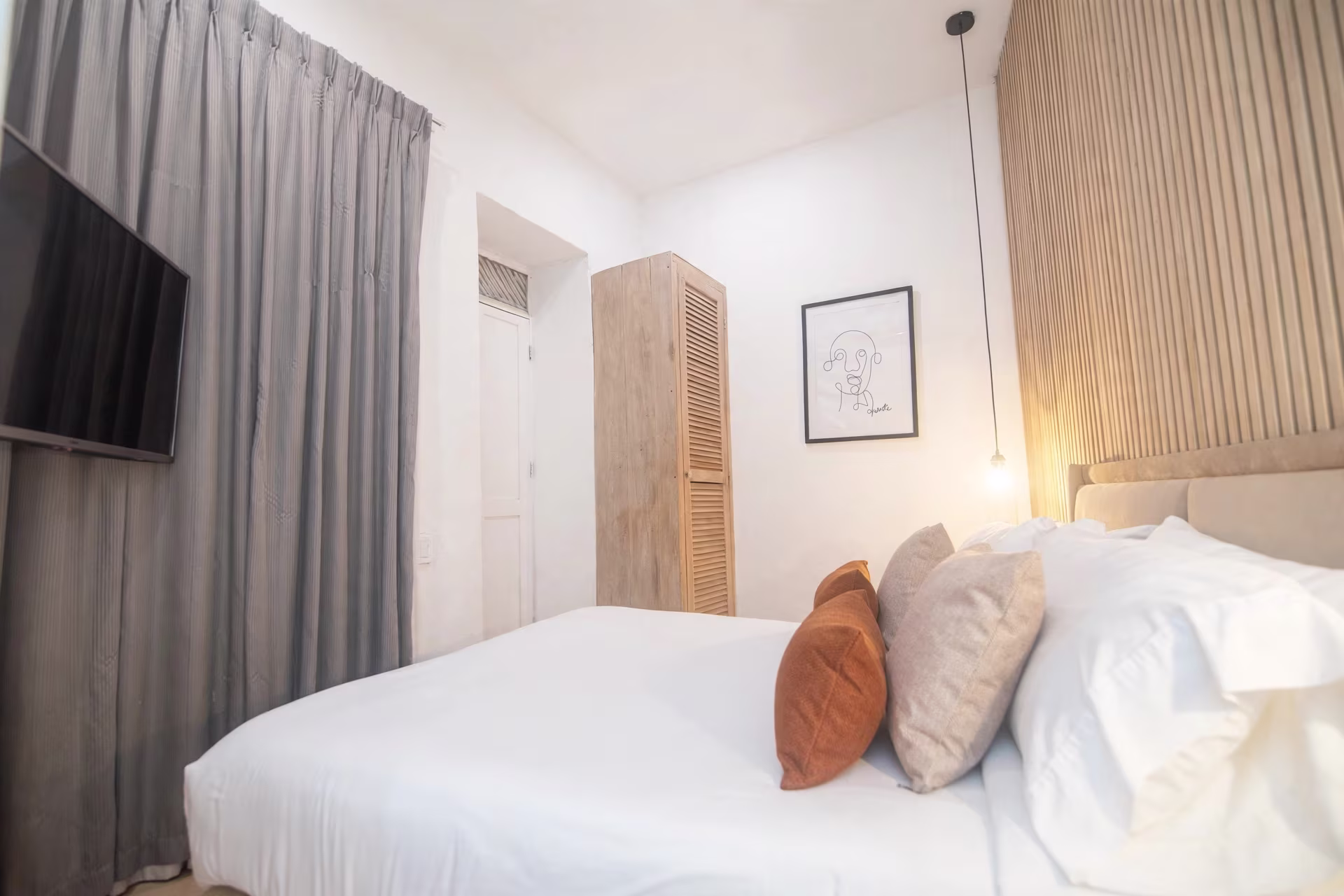 Standard Bedroom in Casa Escallon Pool & Jacuzzi — photo 5