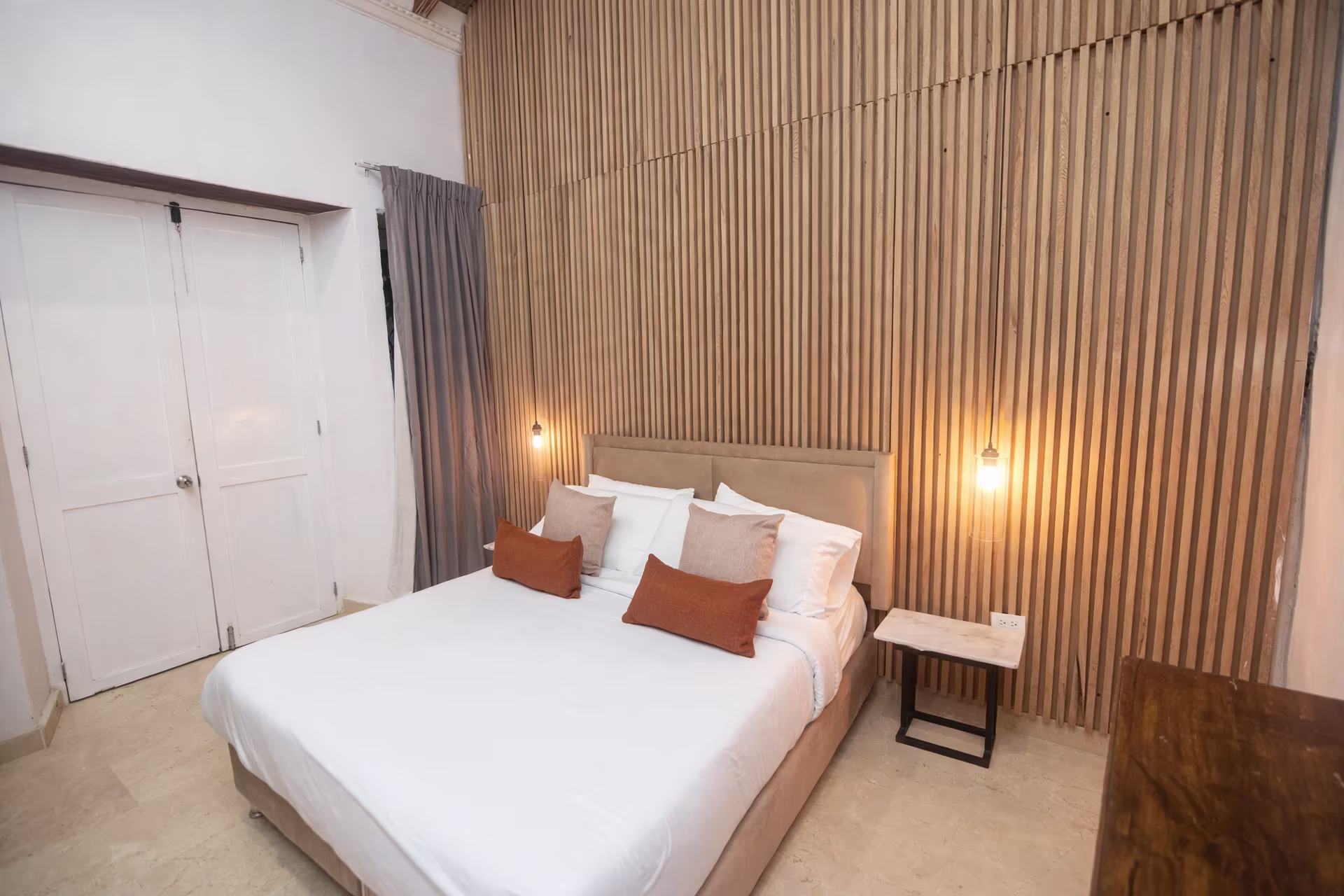 Luxury Apt in Casa Escallon with Pool & Jacuzzi