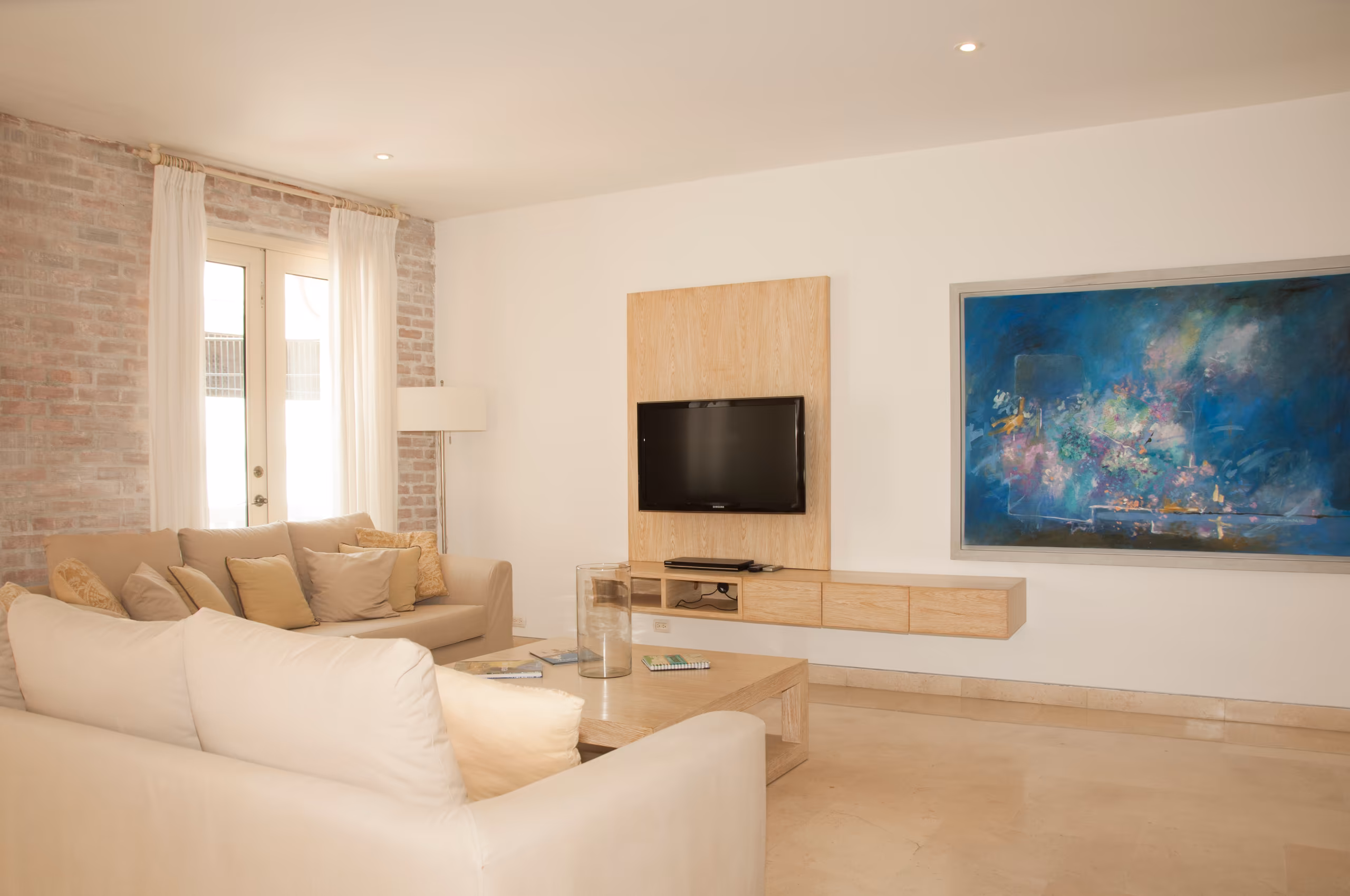 Modern 3 BR Old City Luxury Apartment photo 2
